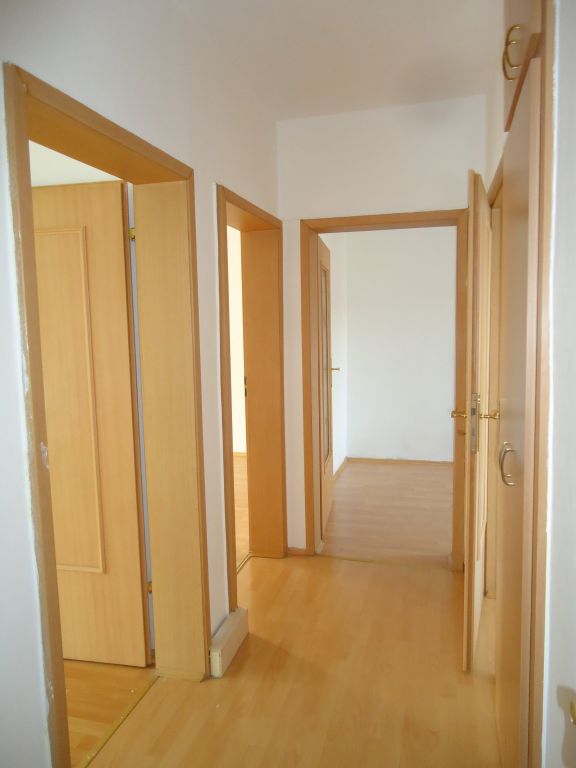 schöne 3-Raum-Wohnung mit Balkon - Droese GmbH